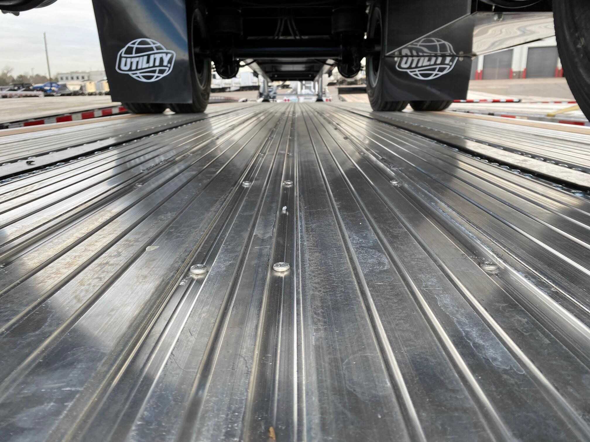 2024 UTILITY 2024 UTILITY 4000AE 53' COMBO FLATBED, FIXED SPREA TRAILER