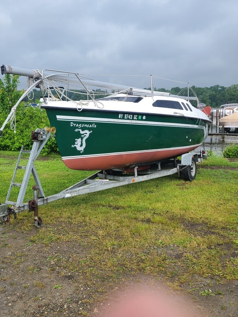 1995 HUNTER 23.5 Other Sail Boat For Sale in Celoron, NY on Boat...