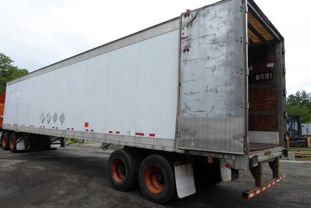 2001 Great Dane 7311ta