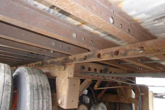 2001 Great Dane 7311ta