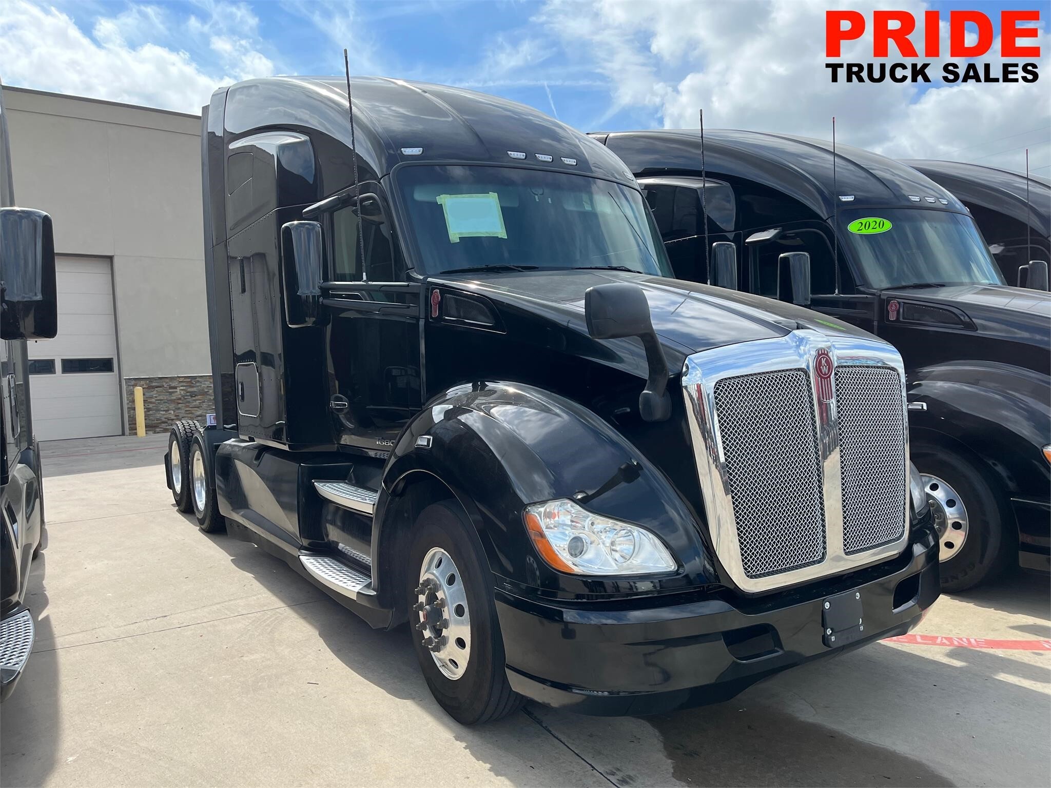 2020 KENWORTH T680 for Sale in Dallas, TX | NextTruck