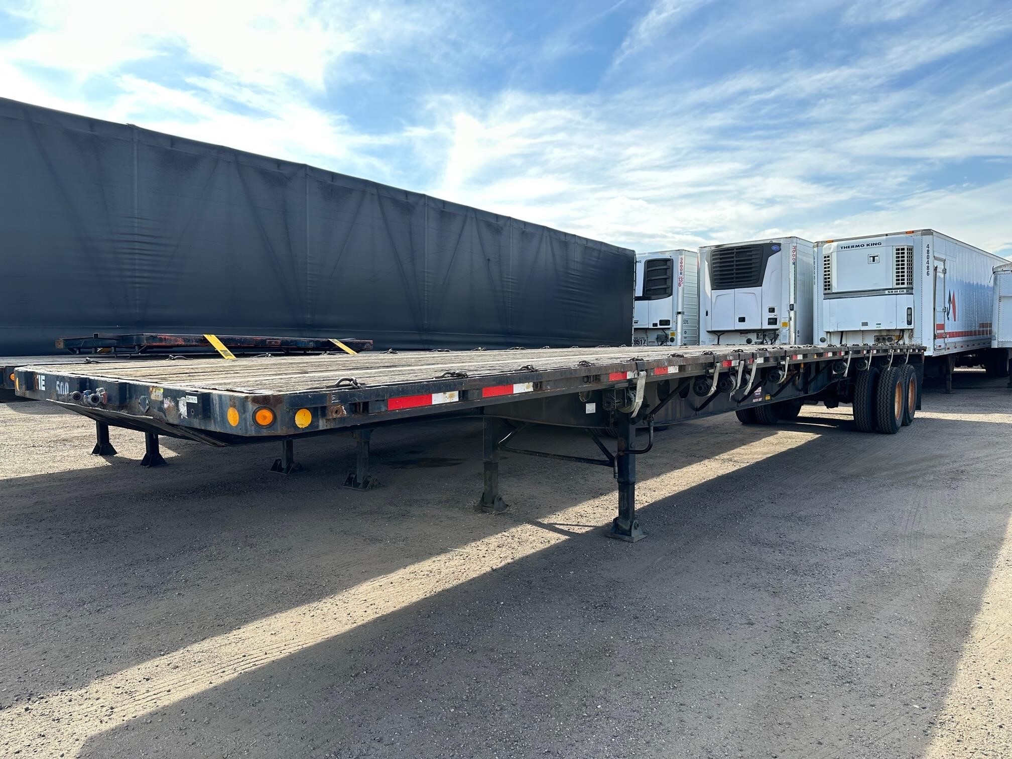 Used 2001 LUFKIN 9,900 48' STEEL FLATBED, CLOSED TANDEM, WOOD DECK