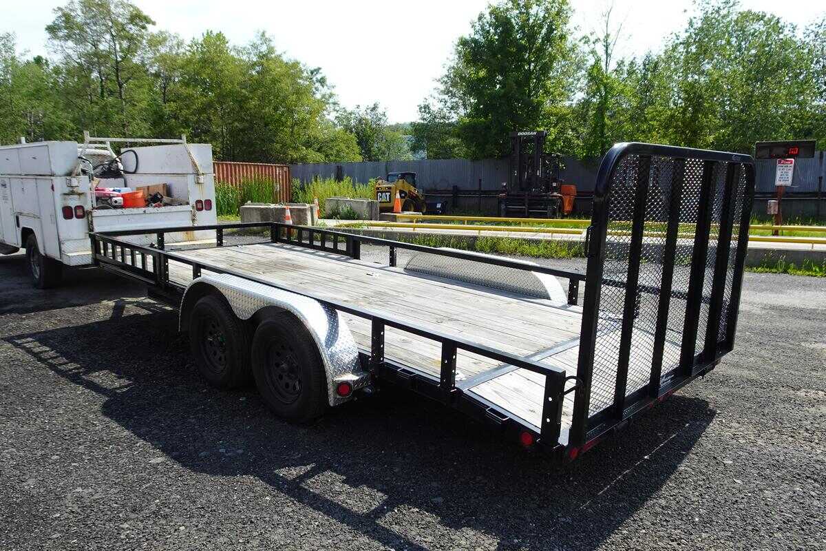 2022 PJ 83" channel utility 1u22