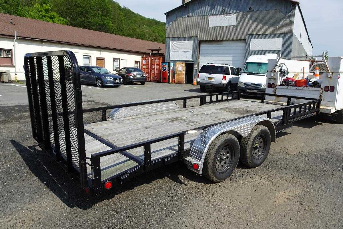 2022 PJ 83" channel utility 1u22