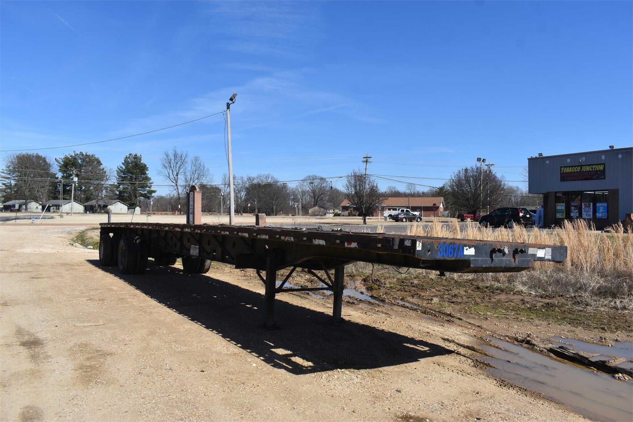 1996 Transcraft 48 ft flat bed