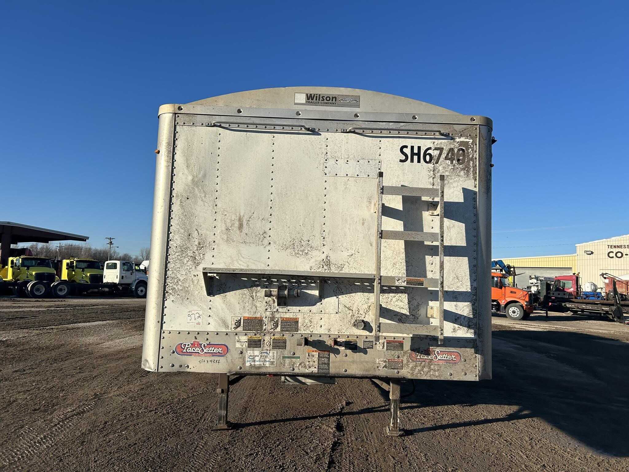 2011 Wilson 43 ft hopper