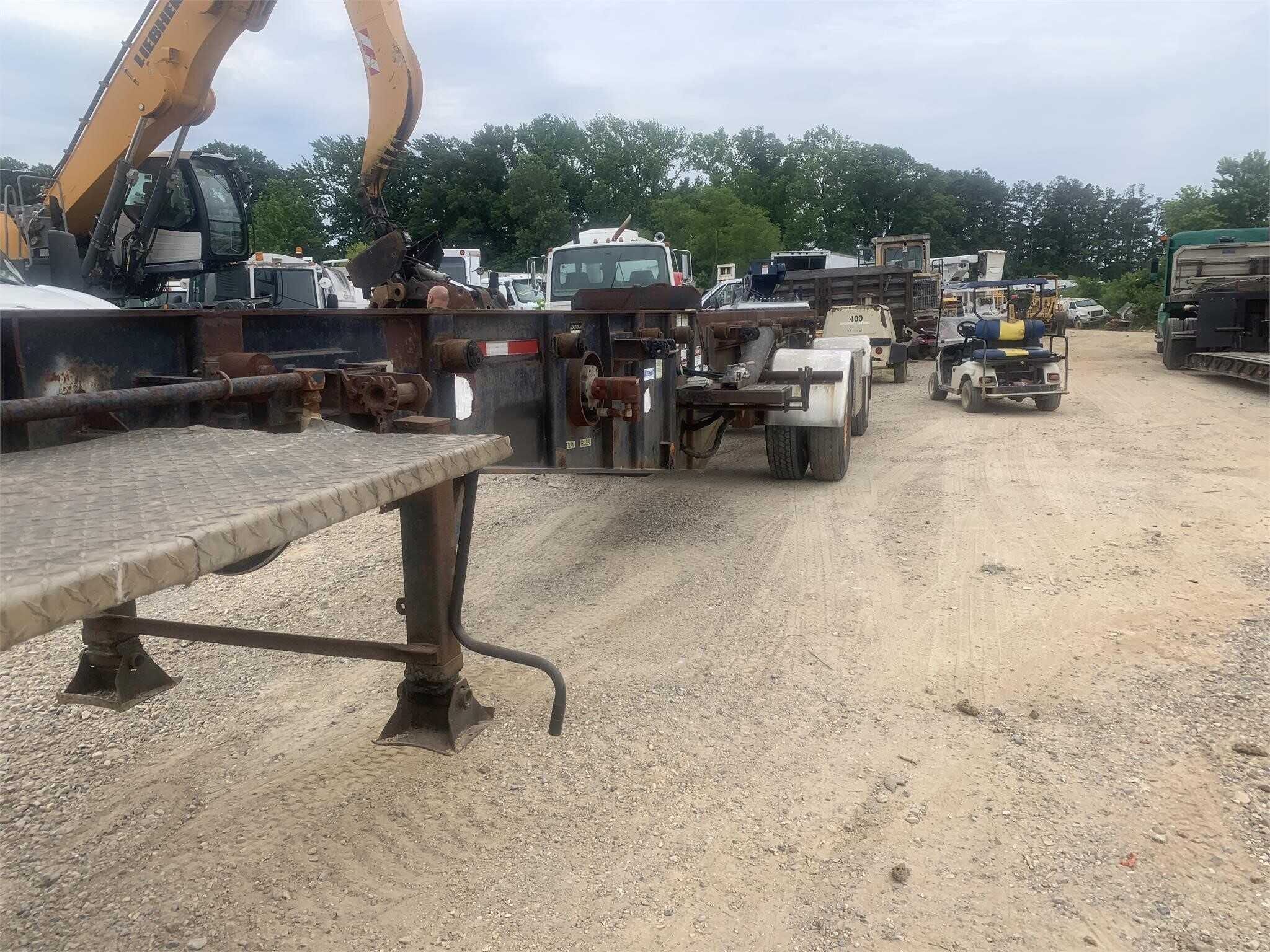 1995 Galbreath 48 ft roll off