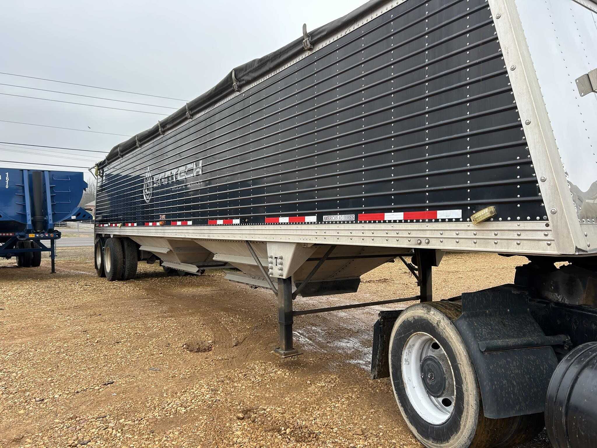2013 Timpte 42 ft hopper