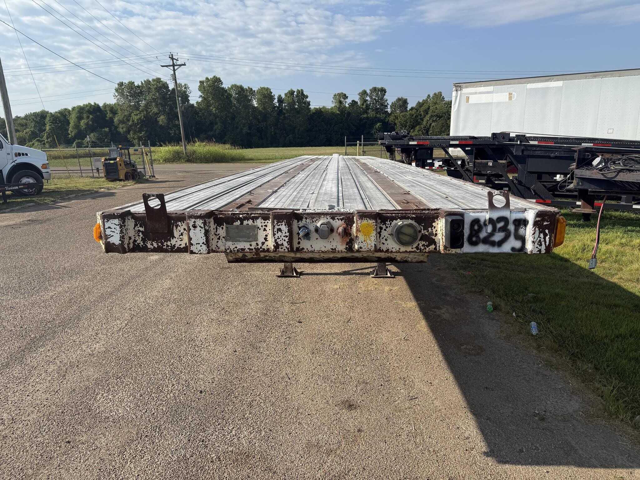1996 Fruehauf 45 ft flat bed