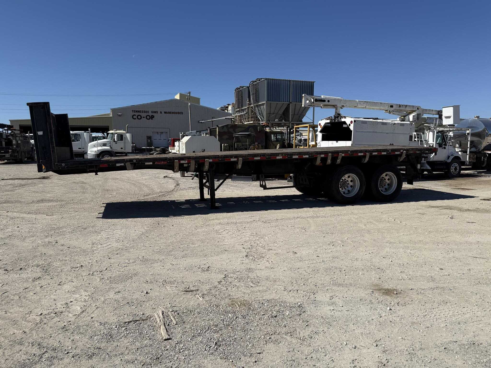 2006 Great Dane 34 ft flat bed