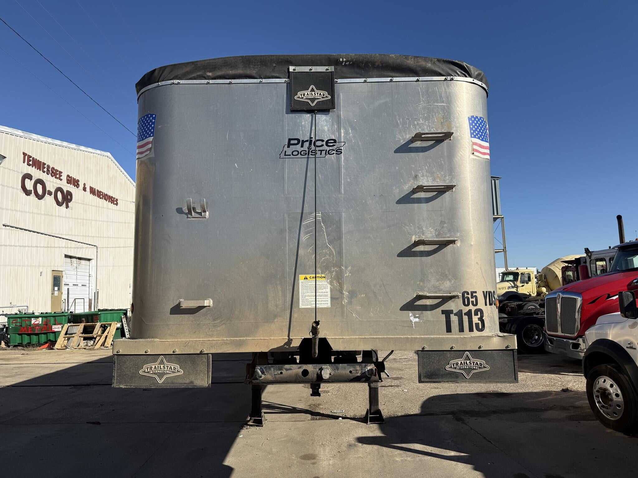 2017 Trailstar 39 ft end dump