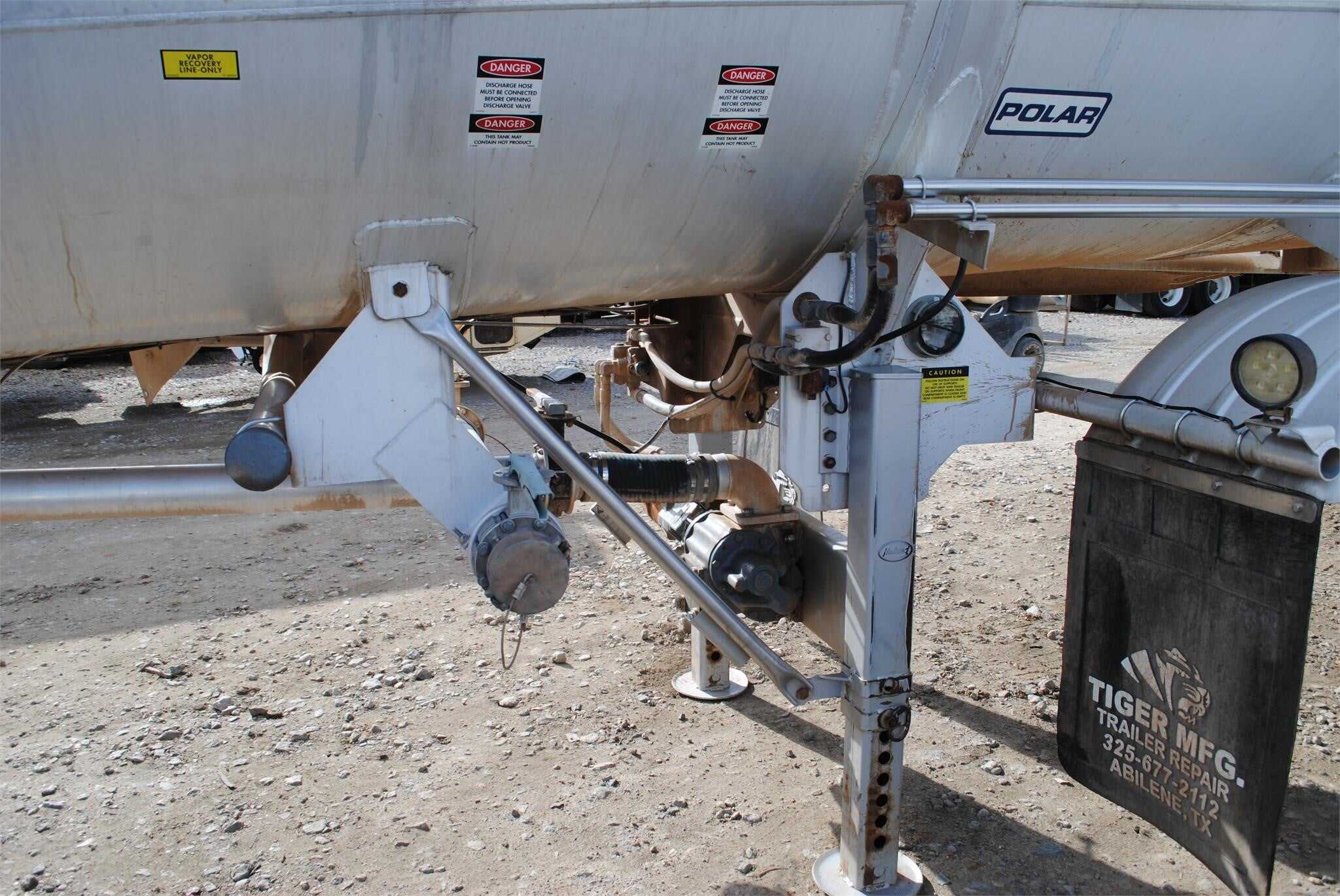 2012 Polar mc407 8400 gallon