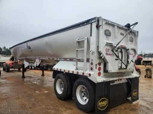 2006 Mac 39 ft round bottom