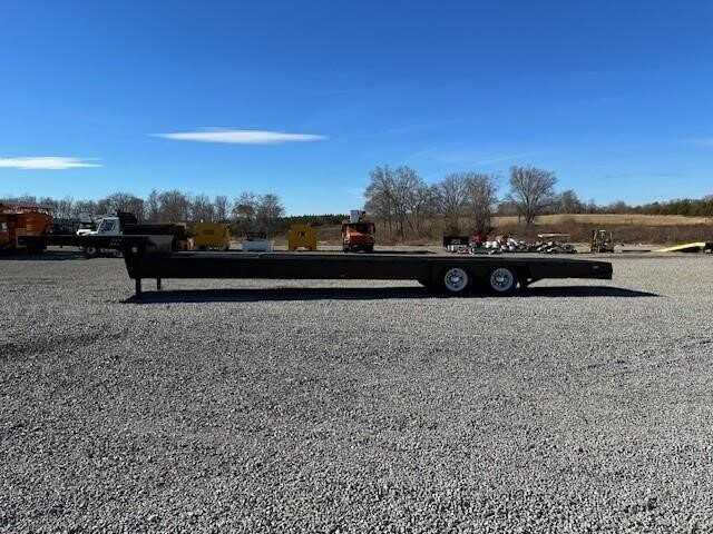 2013 Trail King tk70ht-482
