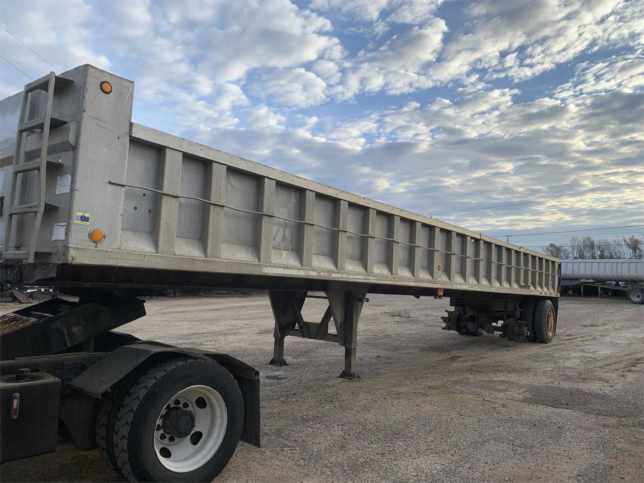 1987 Steco 53 ft walking floor