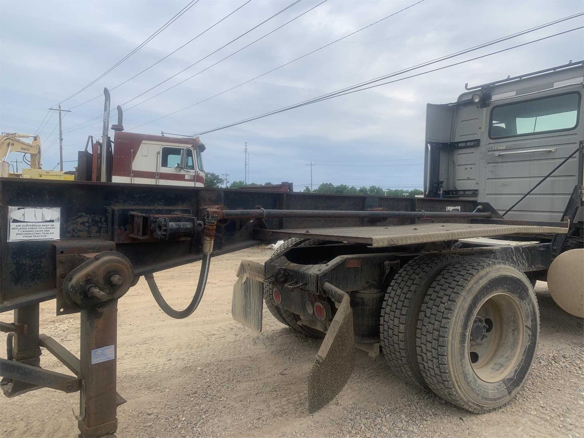 1995 Galbreath 48 ft roll off