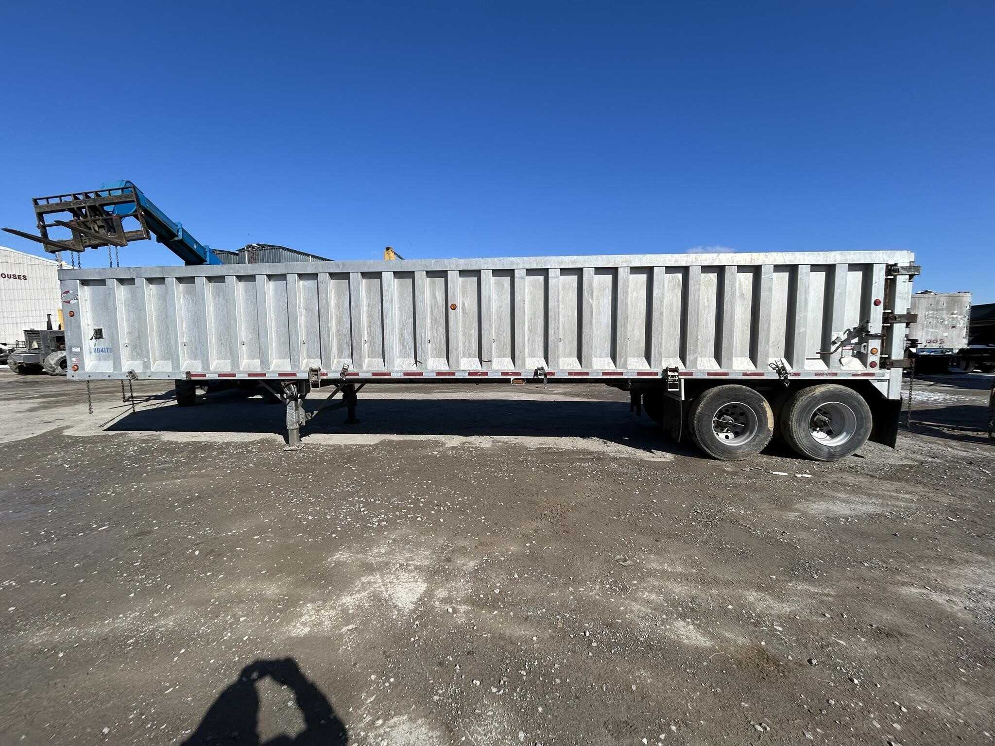 2019 Spectec 38 ft push out