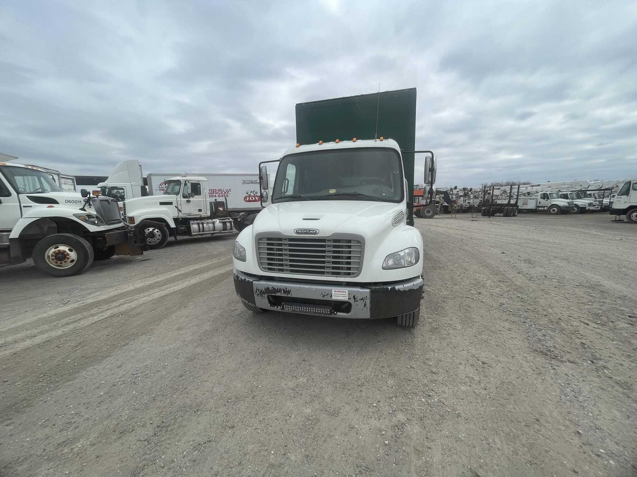 2019 Freightliner business class m2 106