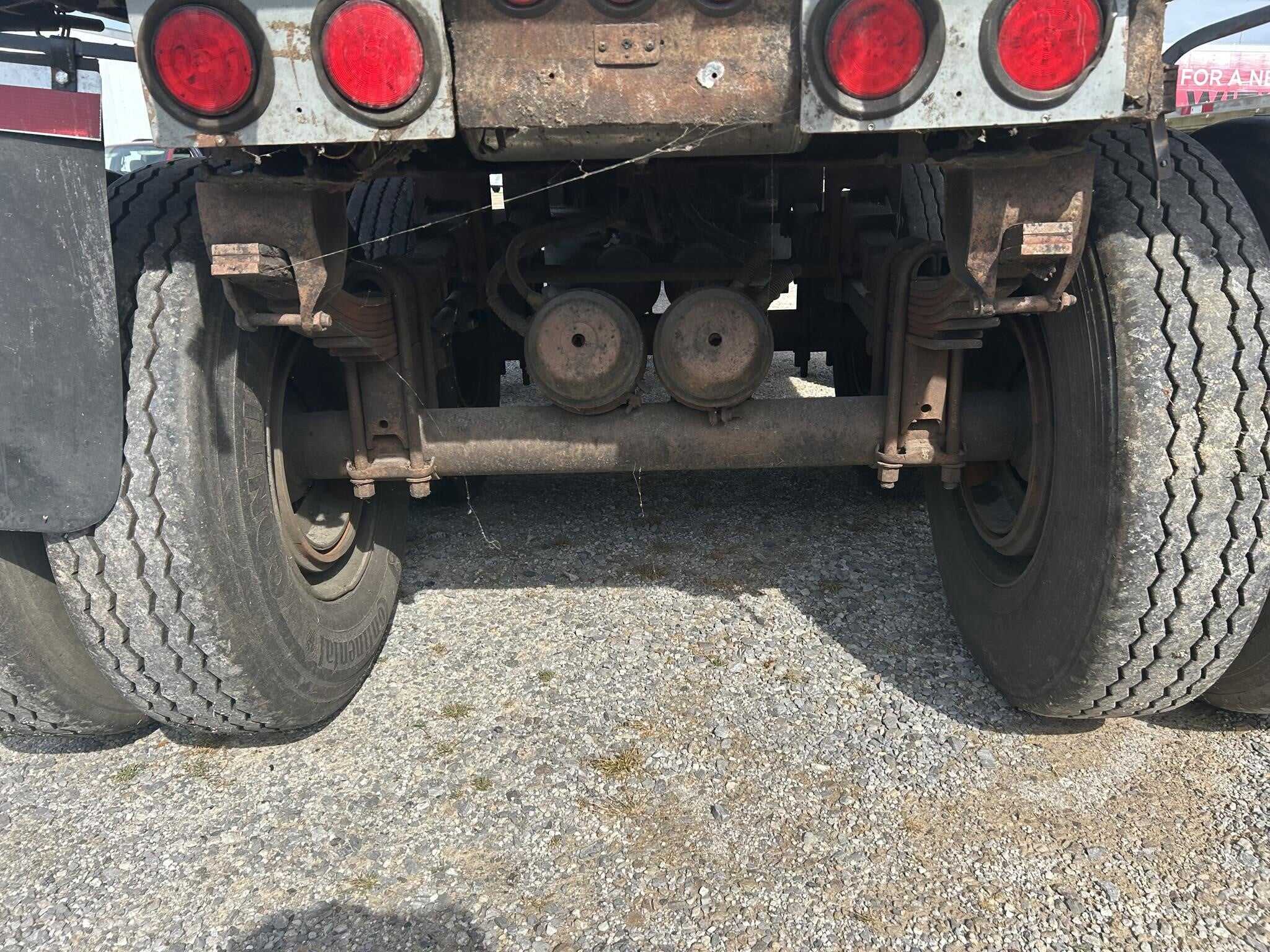 1986 Summit 36 ft open top