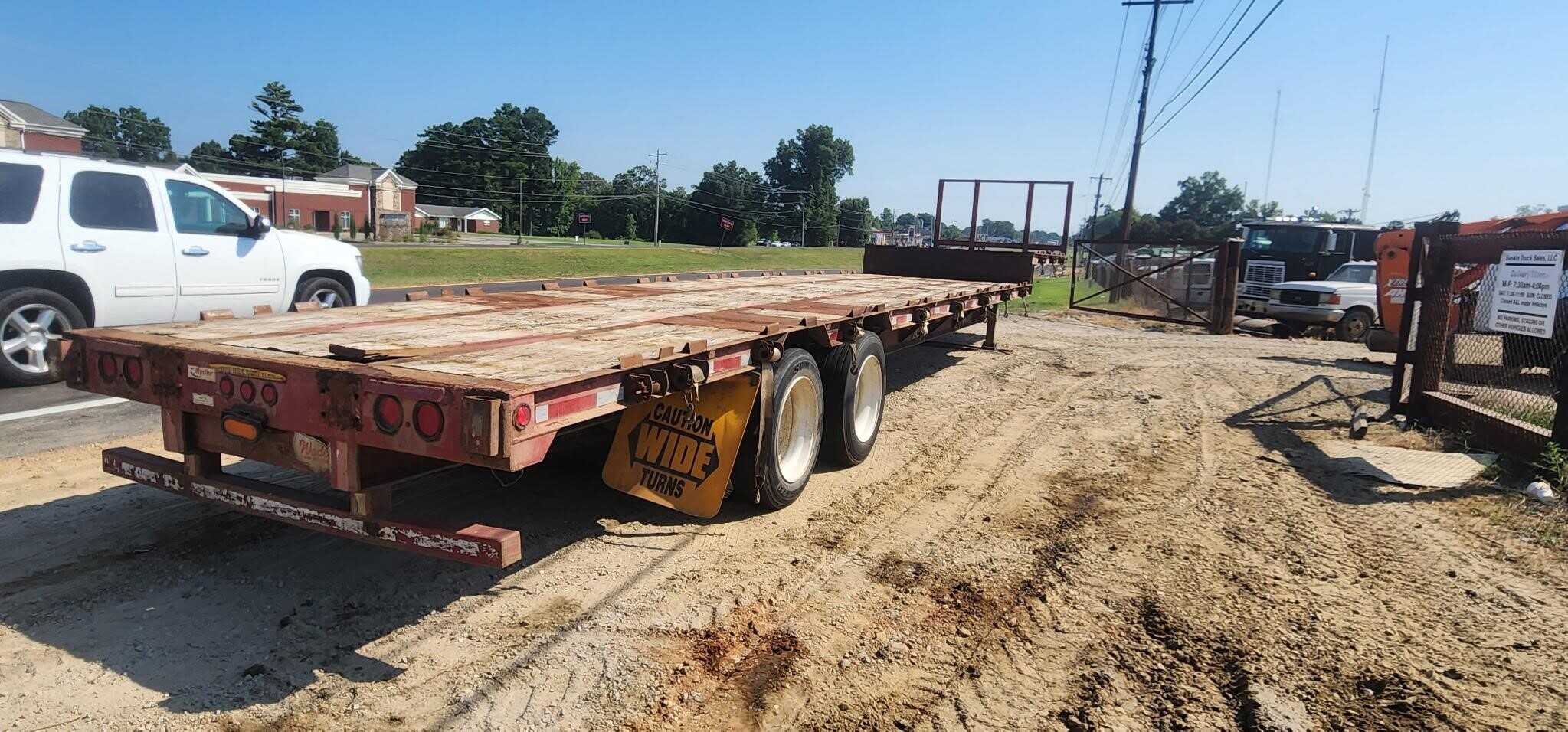 2016 Wade 48 ft step deck/ drop deck