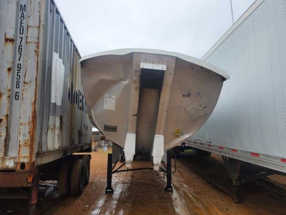 2006 Mac 39 ft round bottom