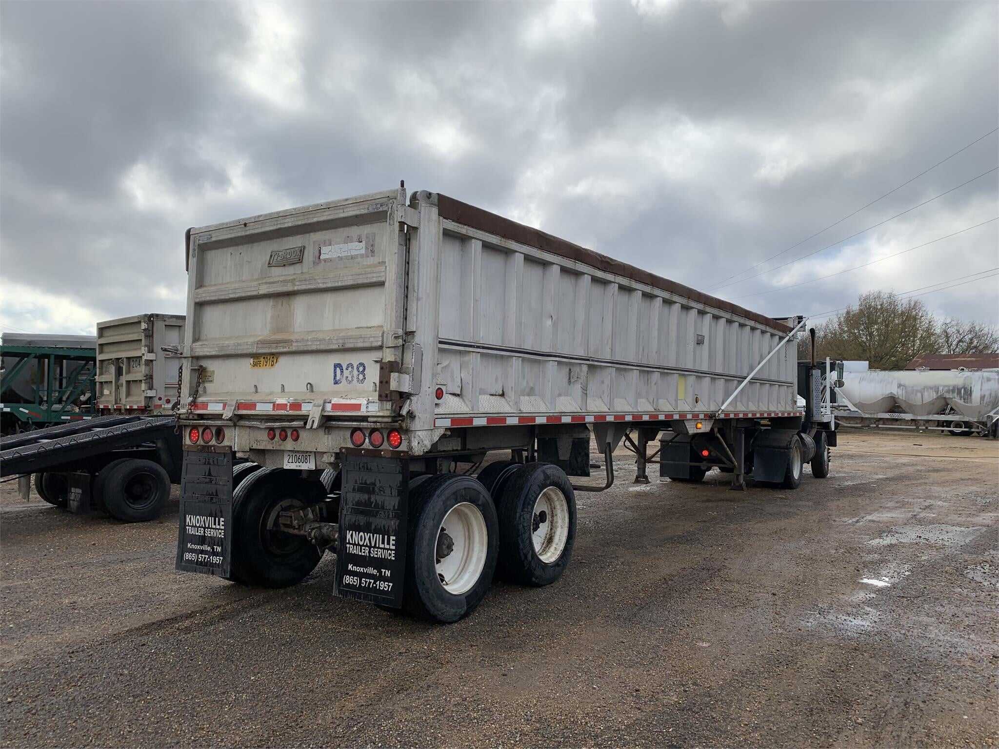 1989 Ti-Brook 38 ft dump