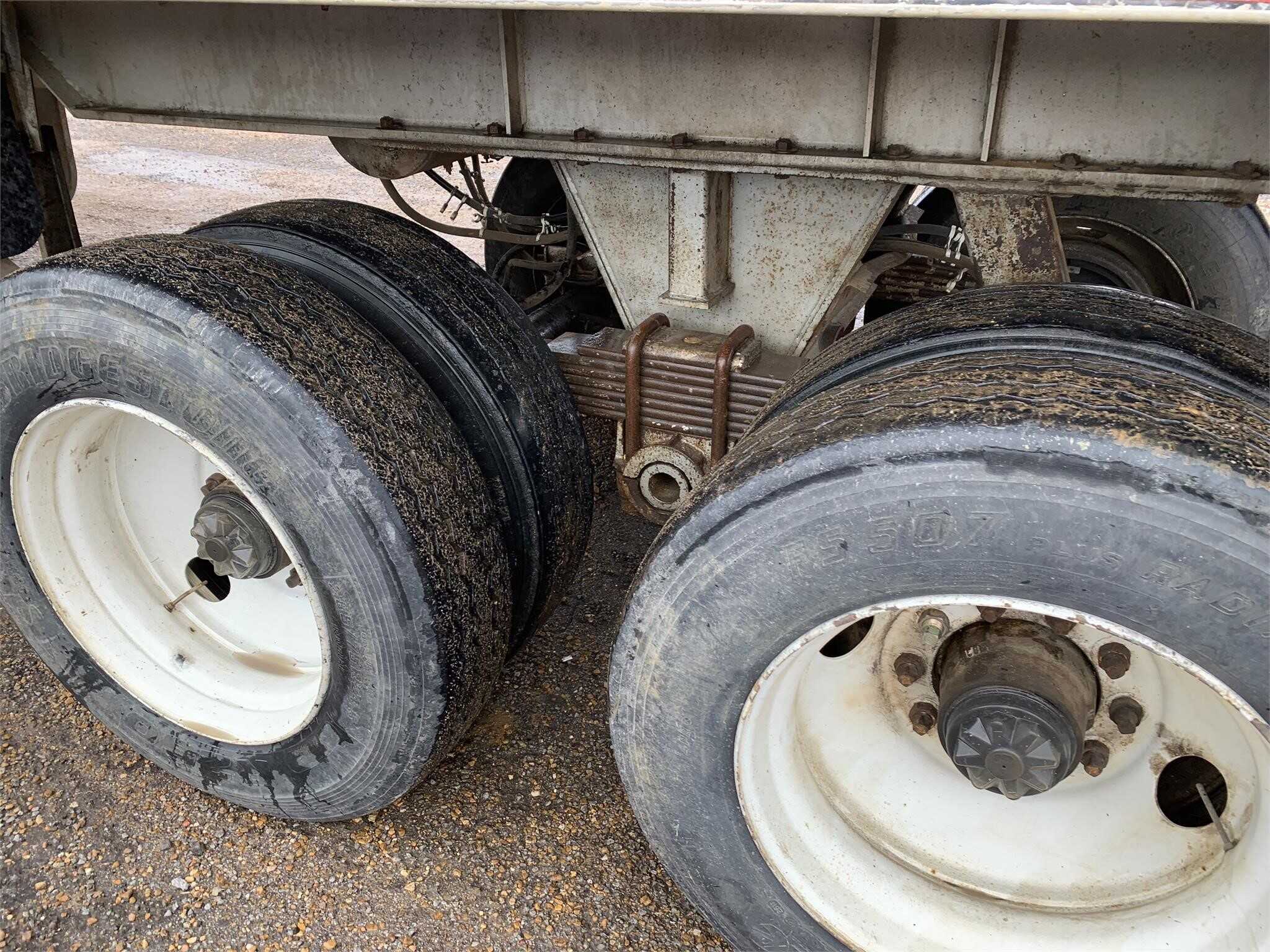 1989 Ti-Brook 38 ft dump