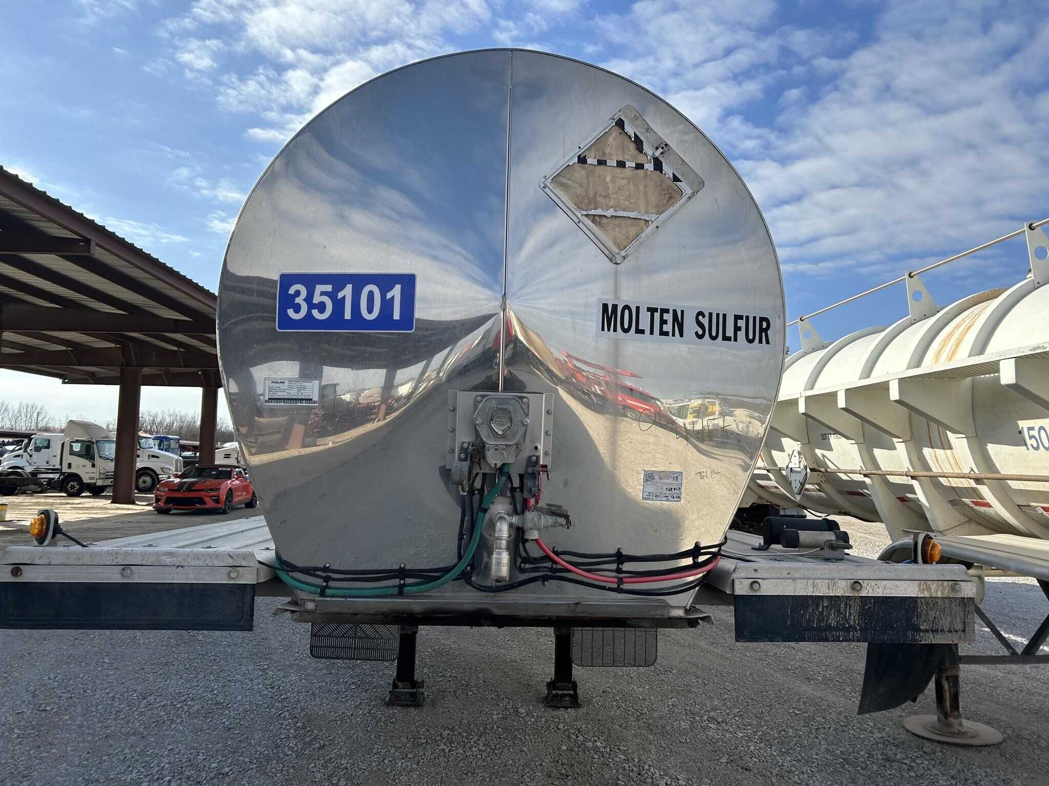 2005 Polar 3800 gallon tank