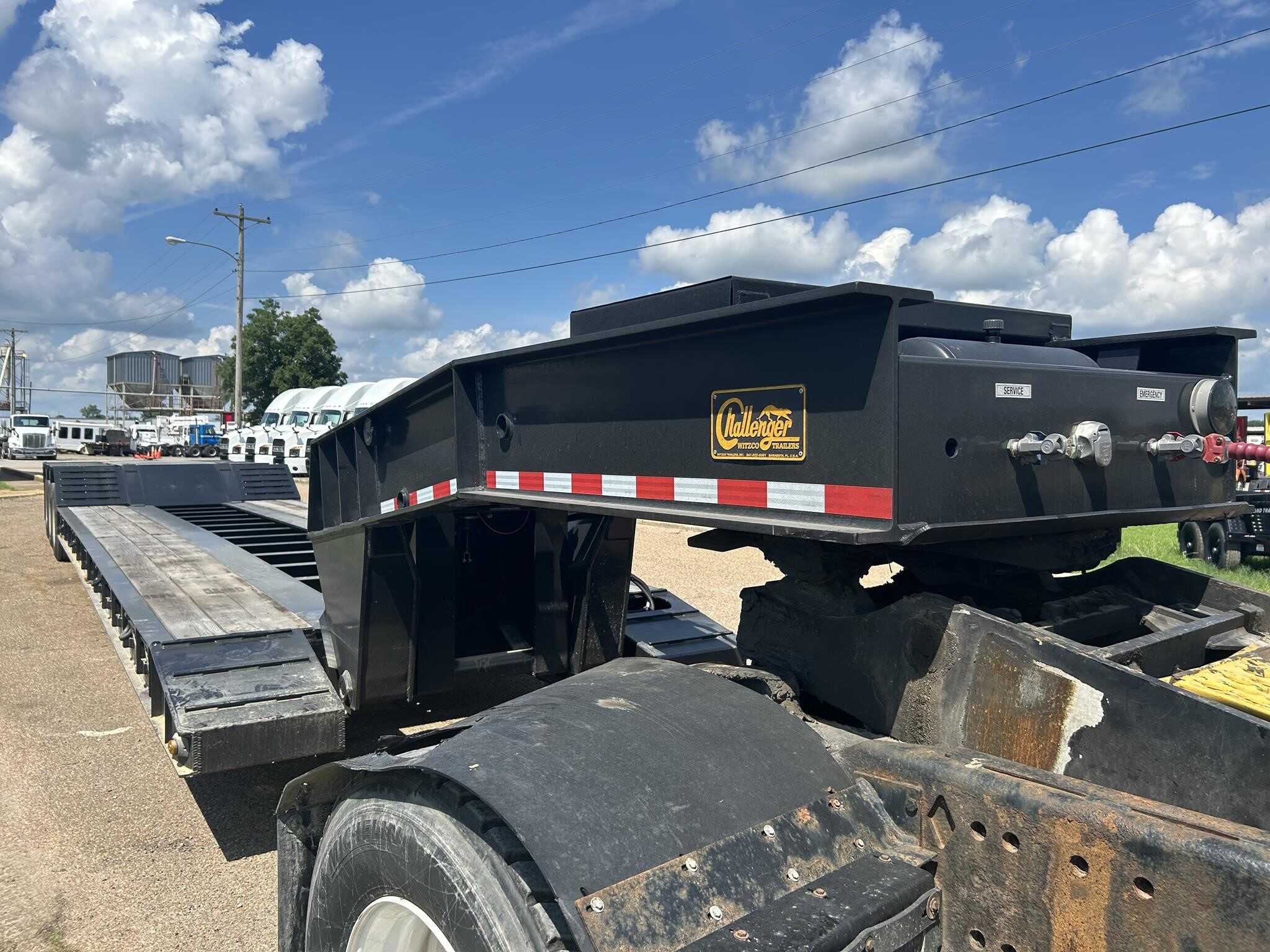 2026 Witzco ngb-52/ 26 ft well/ air ride