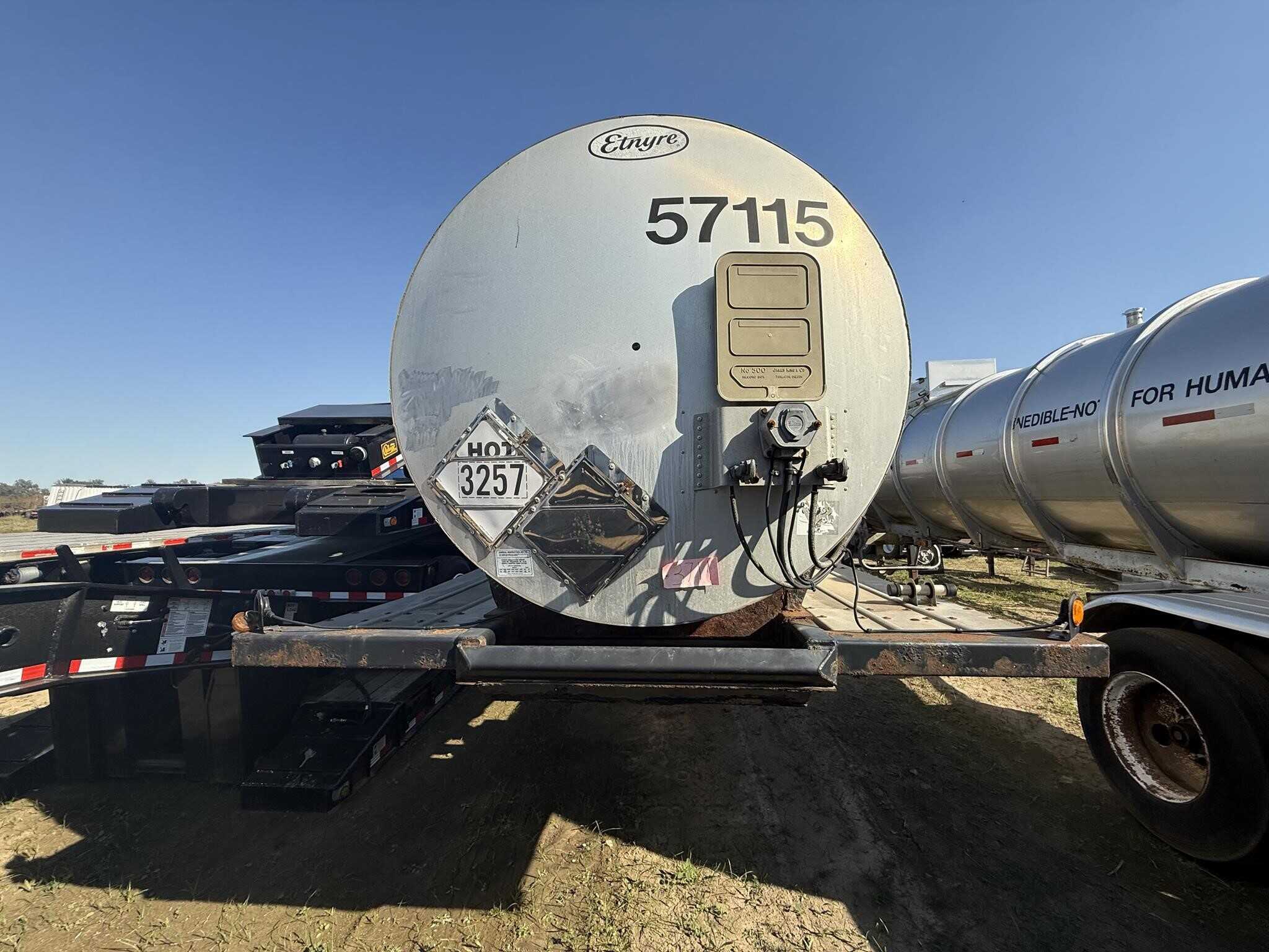 2014 Etnyre 7000 gal