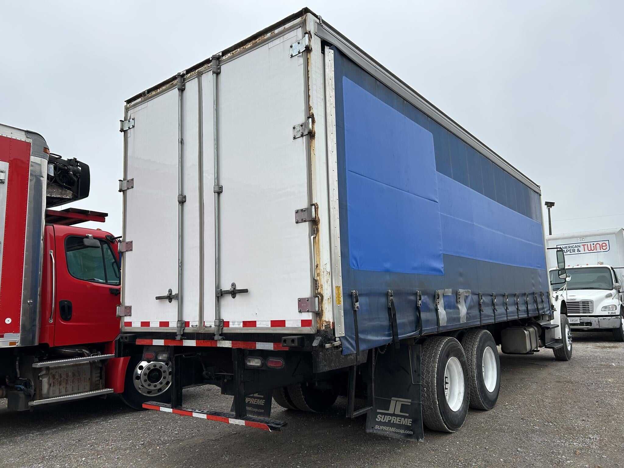 2017 Freightliner business class m2 106
