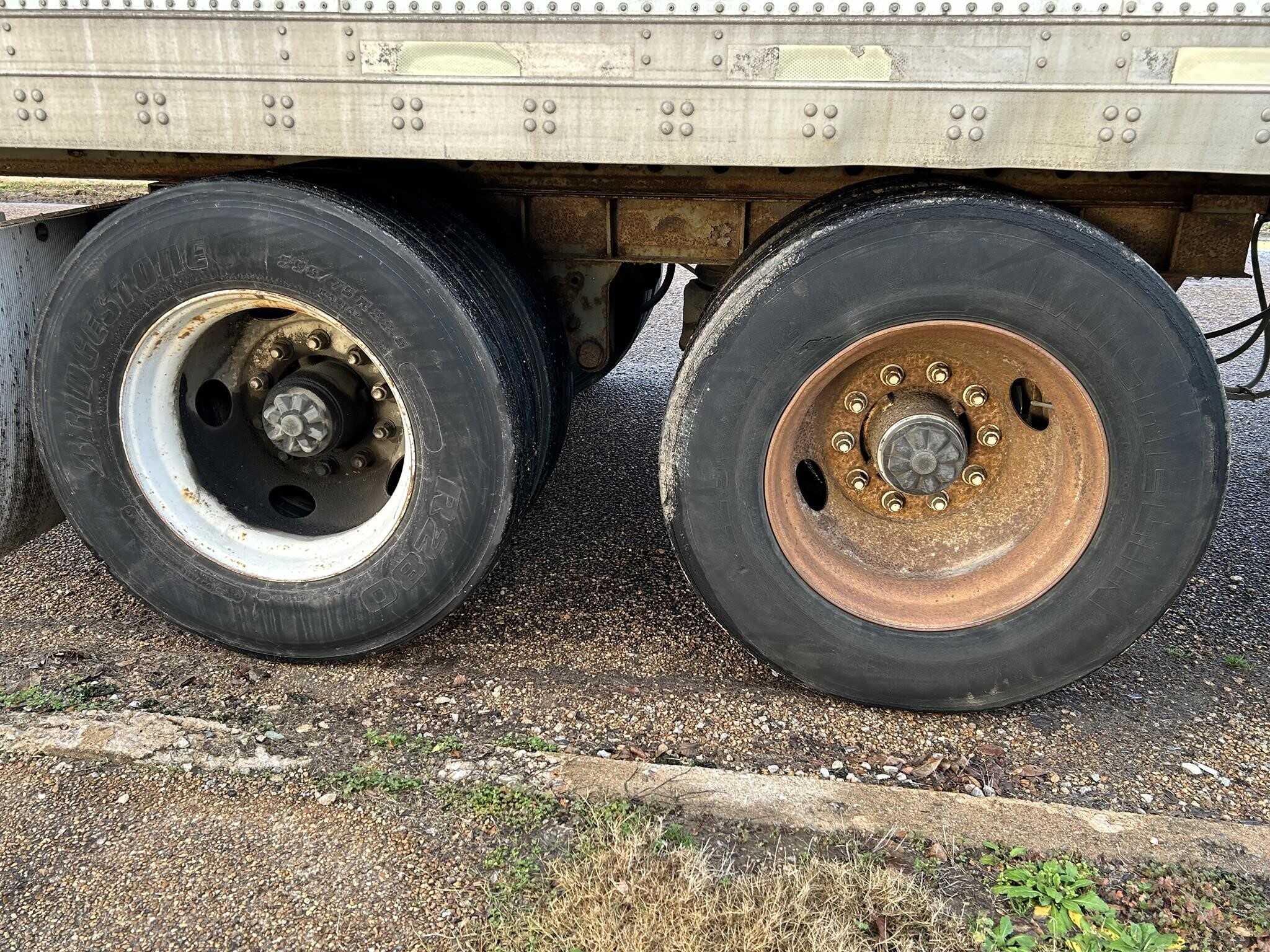 1996 Fruehauf 48 ft dry van