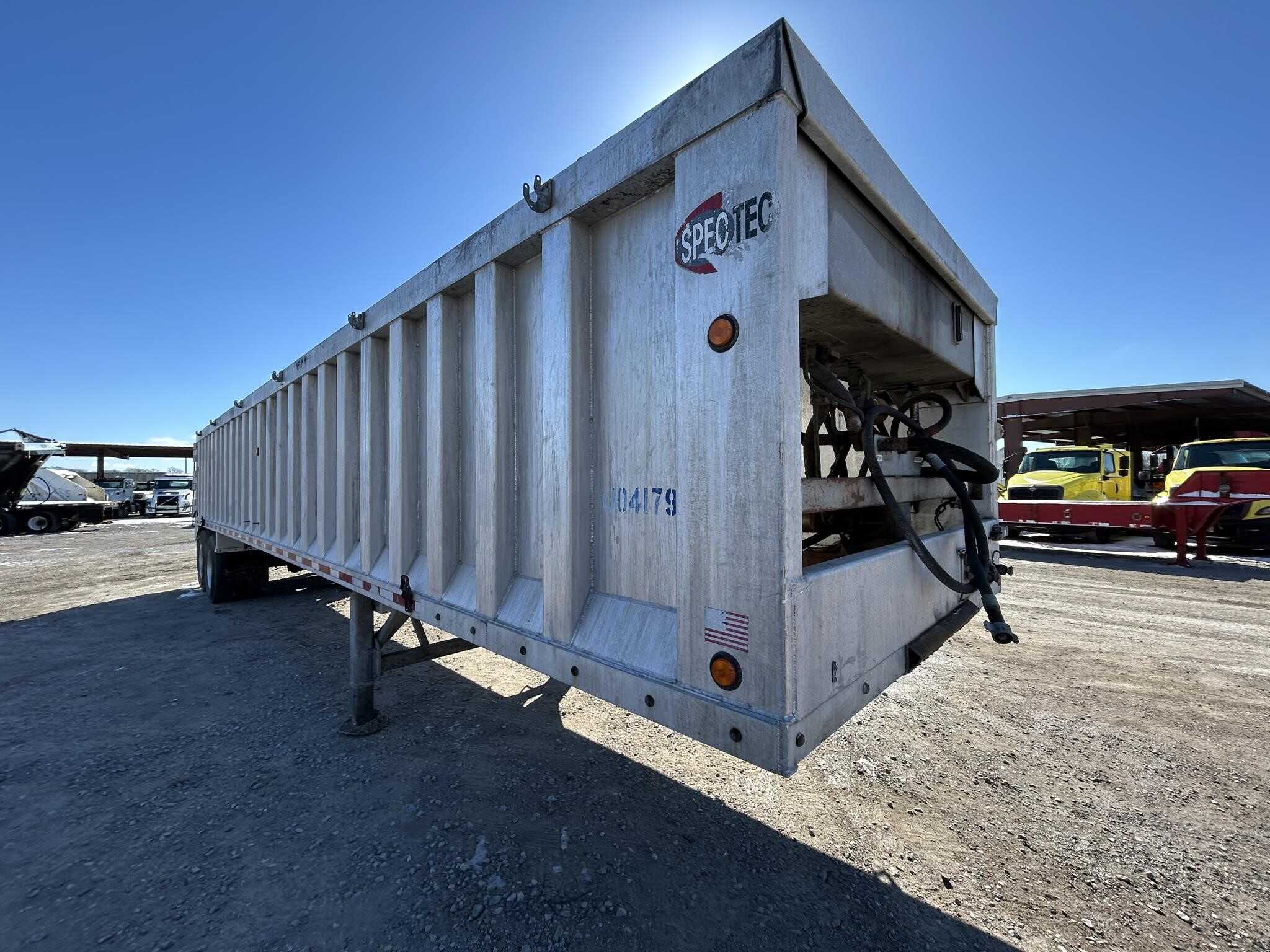 2019 Spectec 38 ft push out