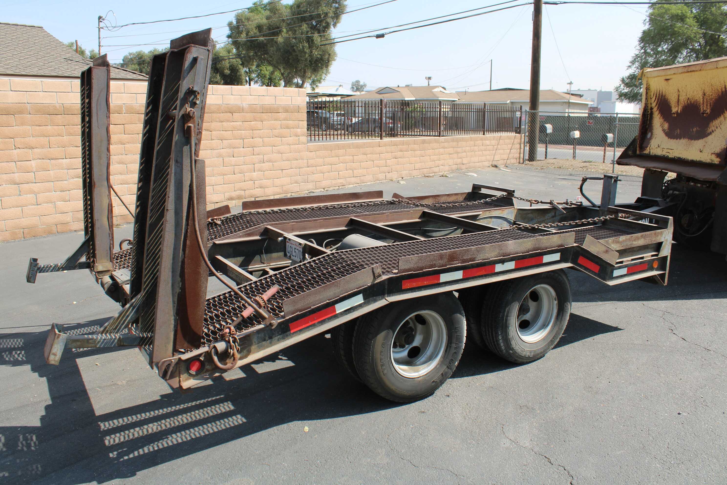 1997 Walton 13 ft. heavy haul forklift equipment trailer
