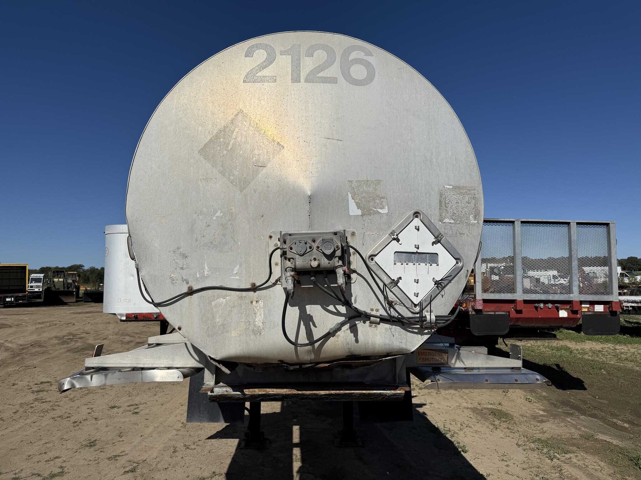1985 Acro 5000 gallon tank