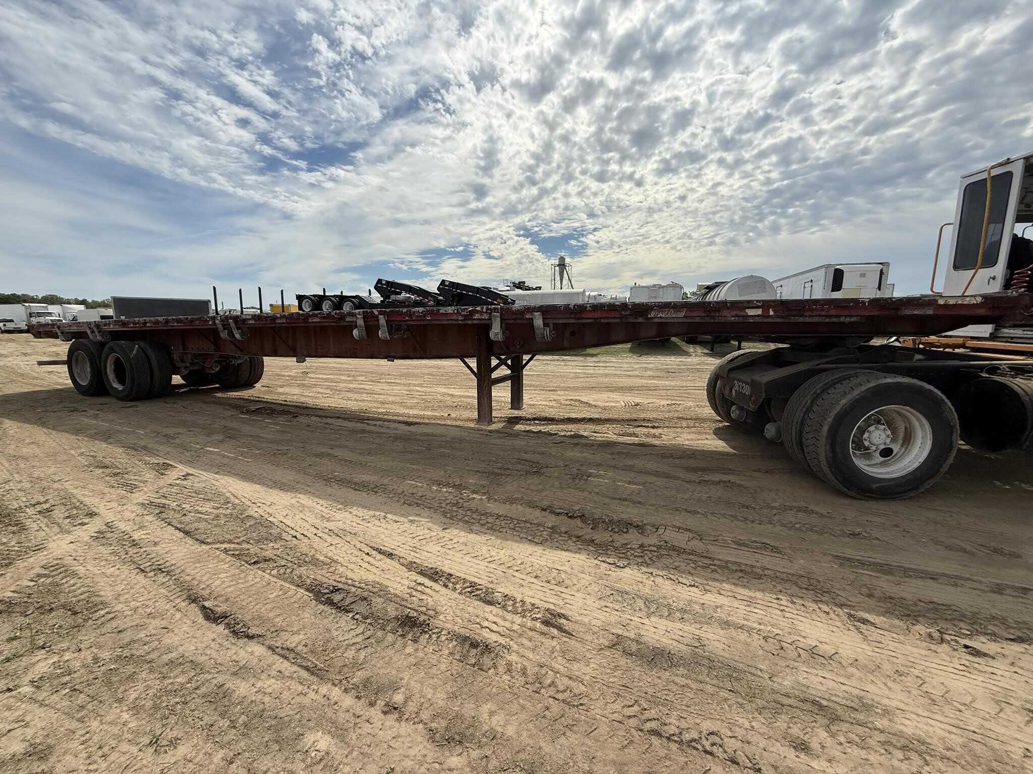 1995 Great Dane 48 ft flat bed