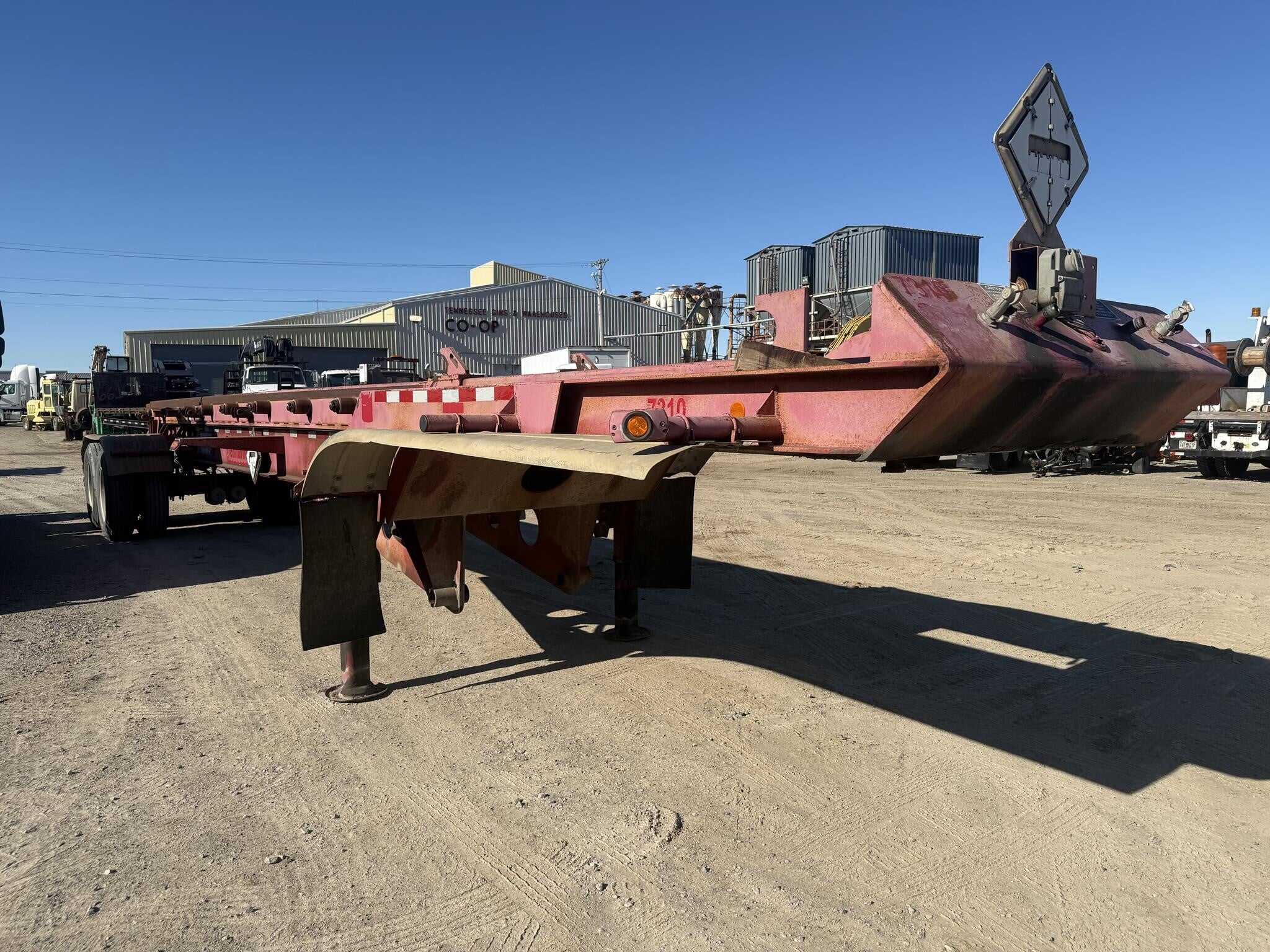 2011 Benlee 40 ft roll off