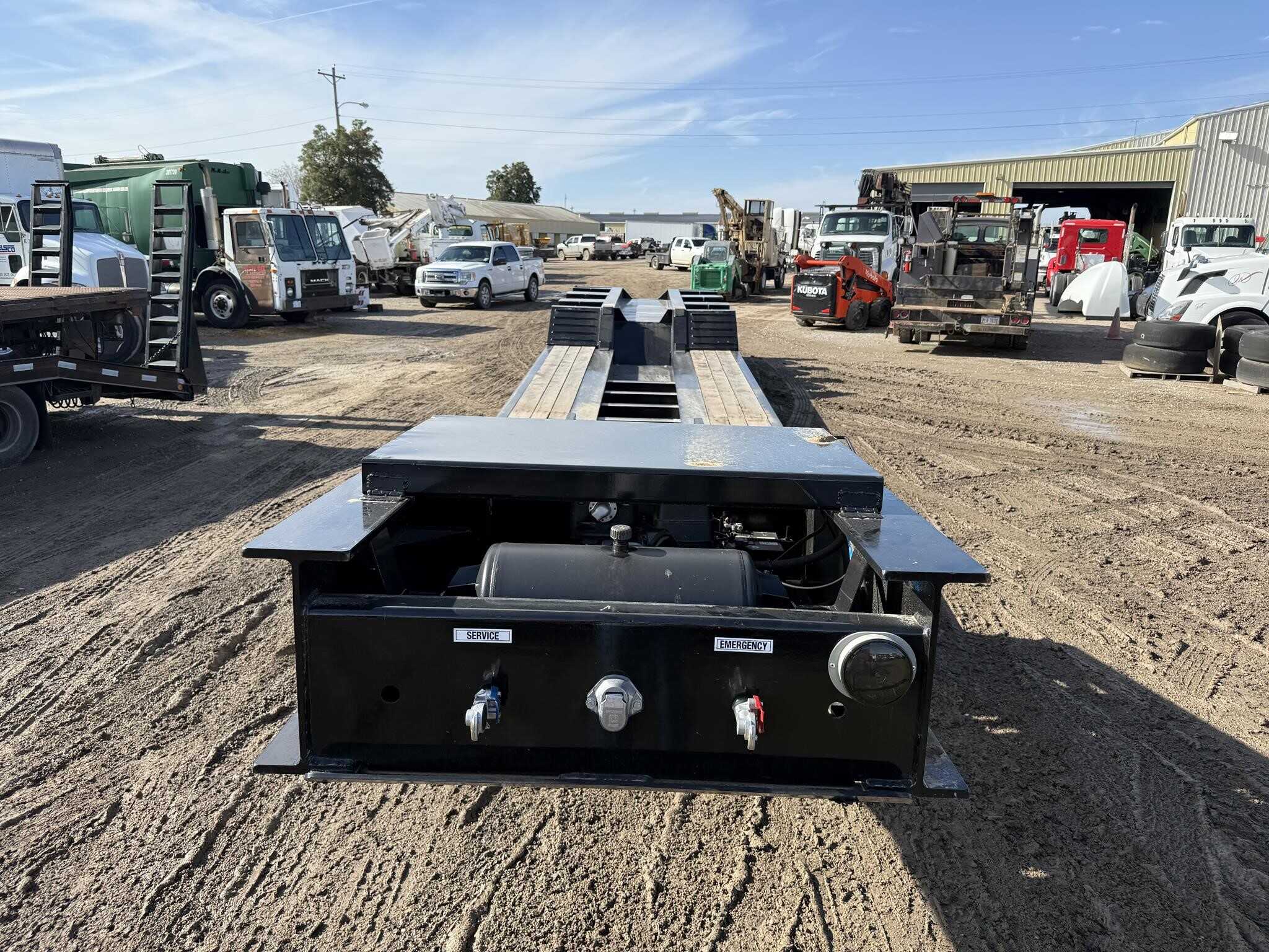 2026 Witzco ngb-52/ 24 ft well/ air ride