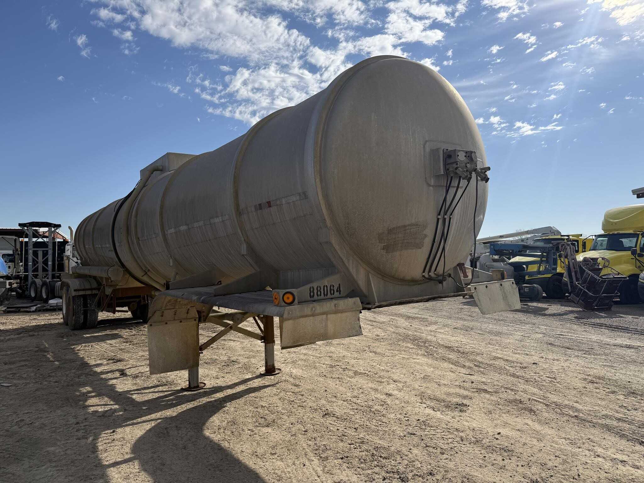 1997 Gulf Stream 8400 gallon