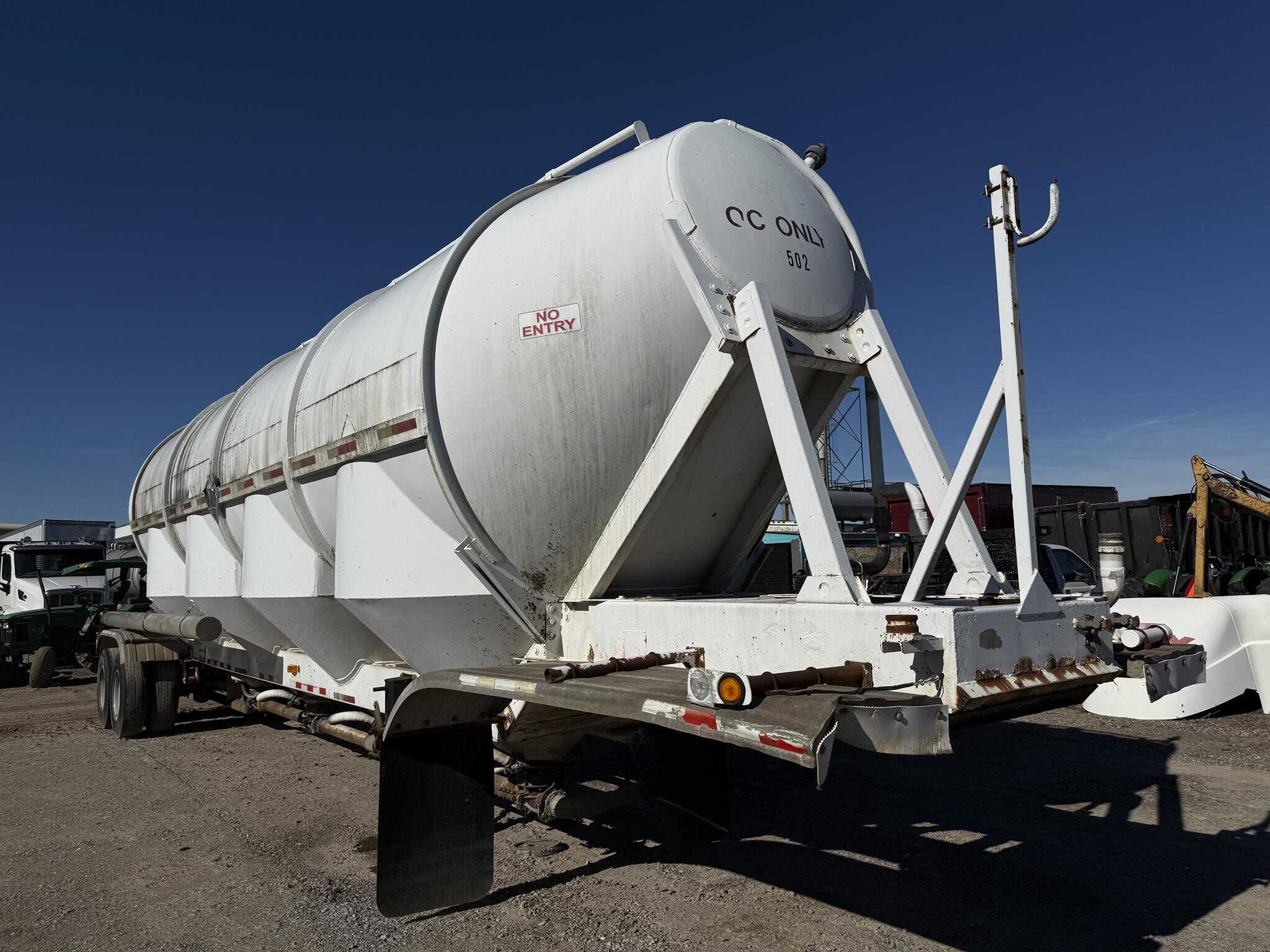 1987 Polar 1600 cubic ft tank
