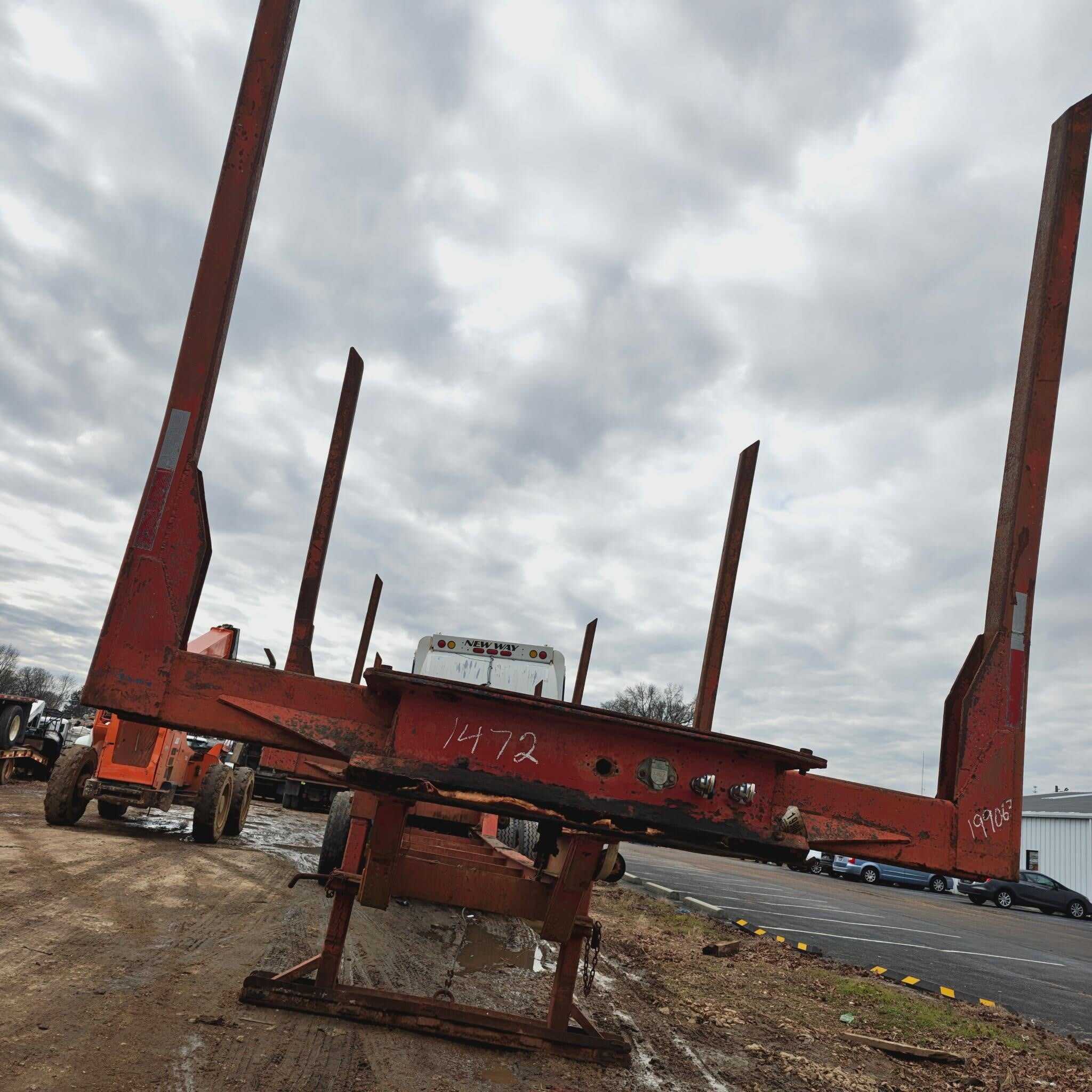 2005 Pitts 4 bolster log trailer