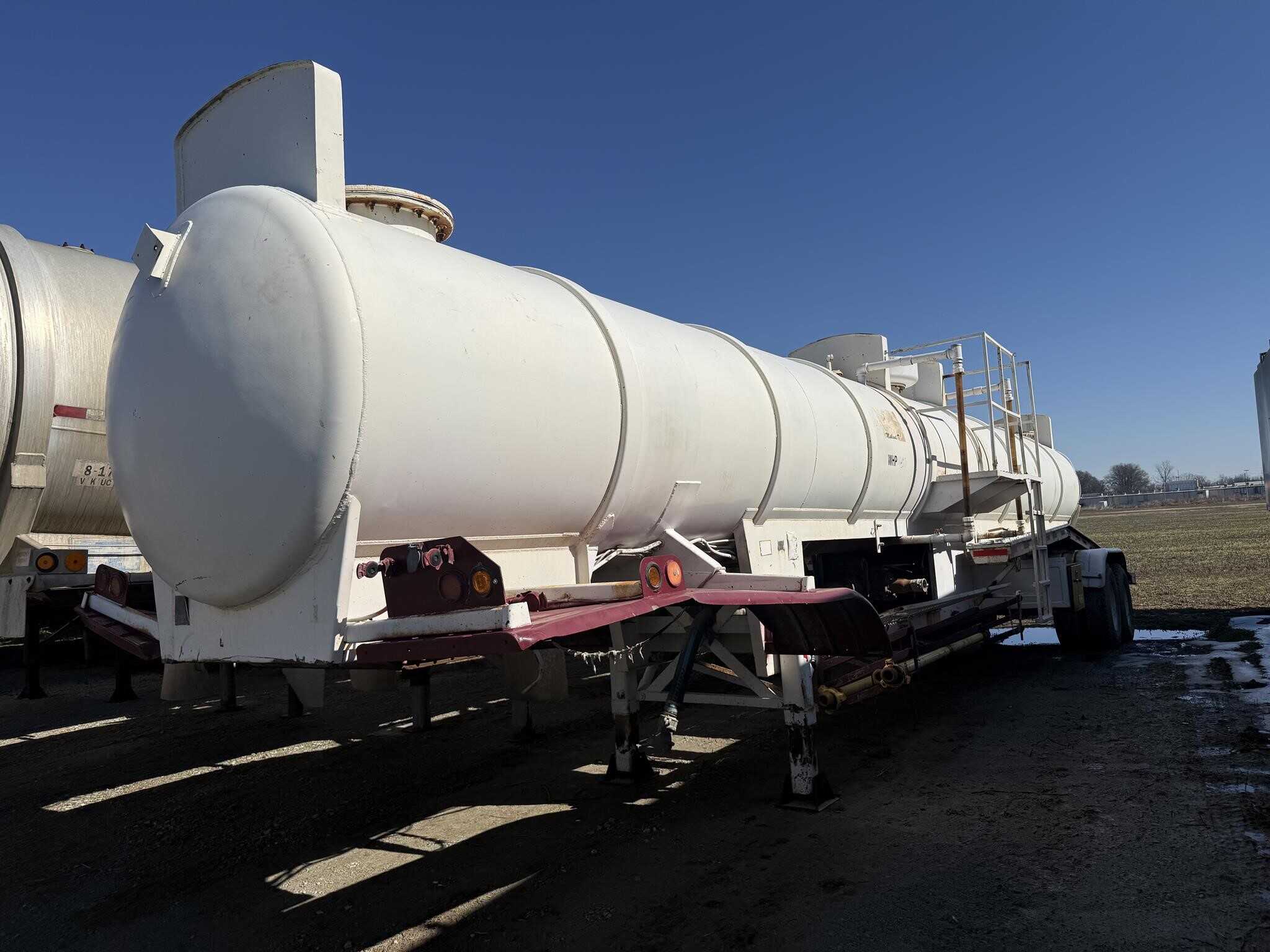 1980 Clark 5000 gallon