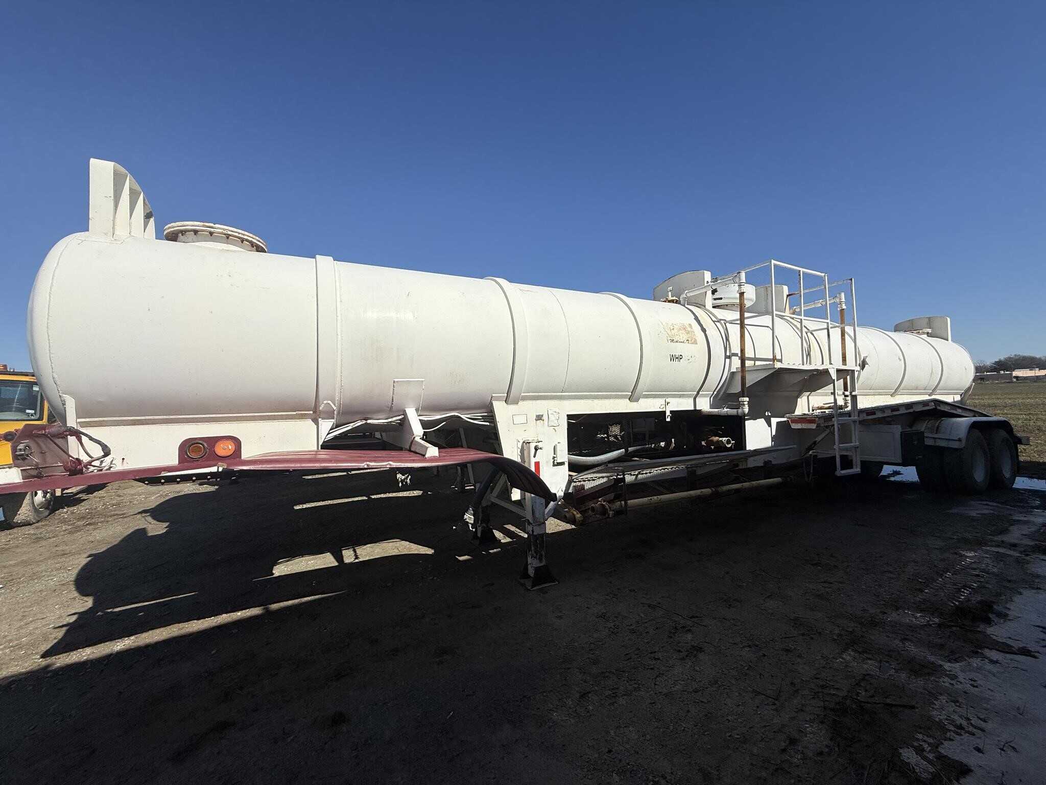 1980 Clark 5000 gallon