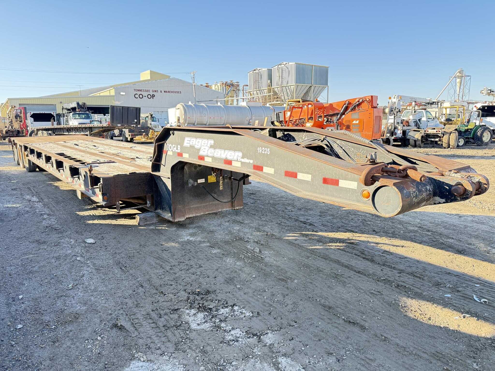 2007 Eager Beaver 50 ton roller tail