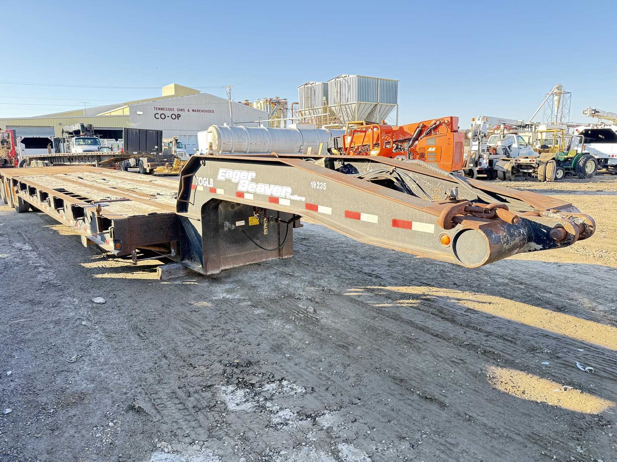 2007 Eager Beaver 50 ton roller tail