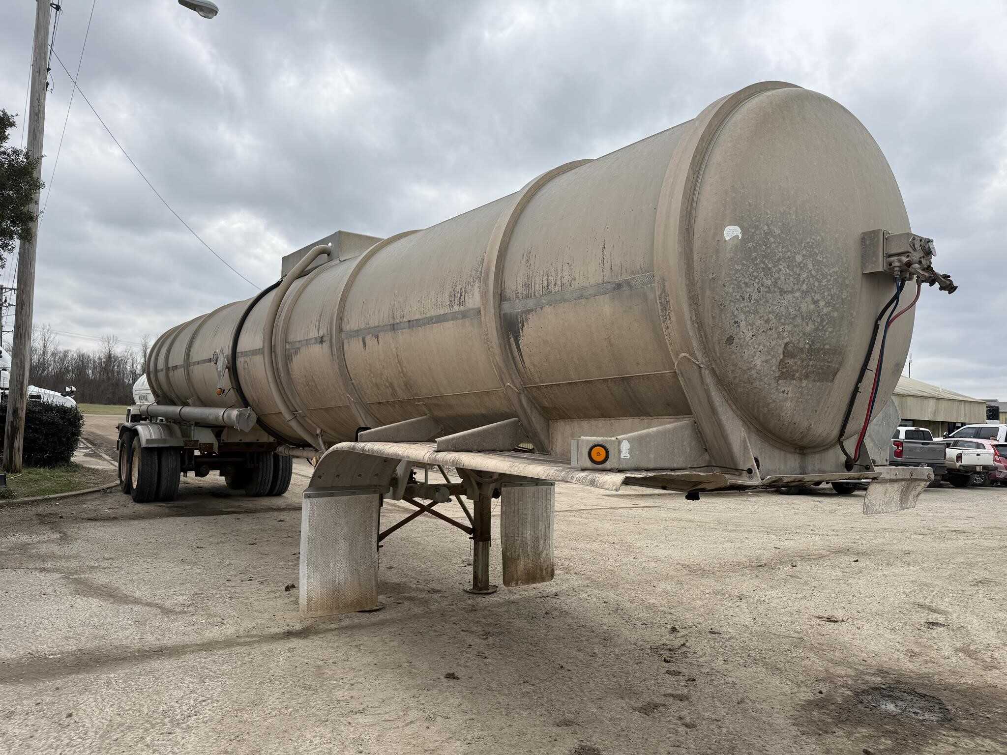 2005 Heil 8400 gallon
