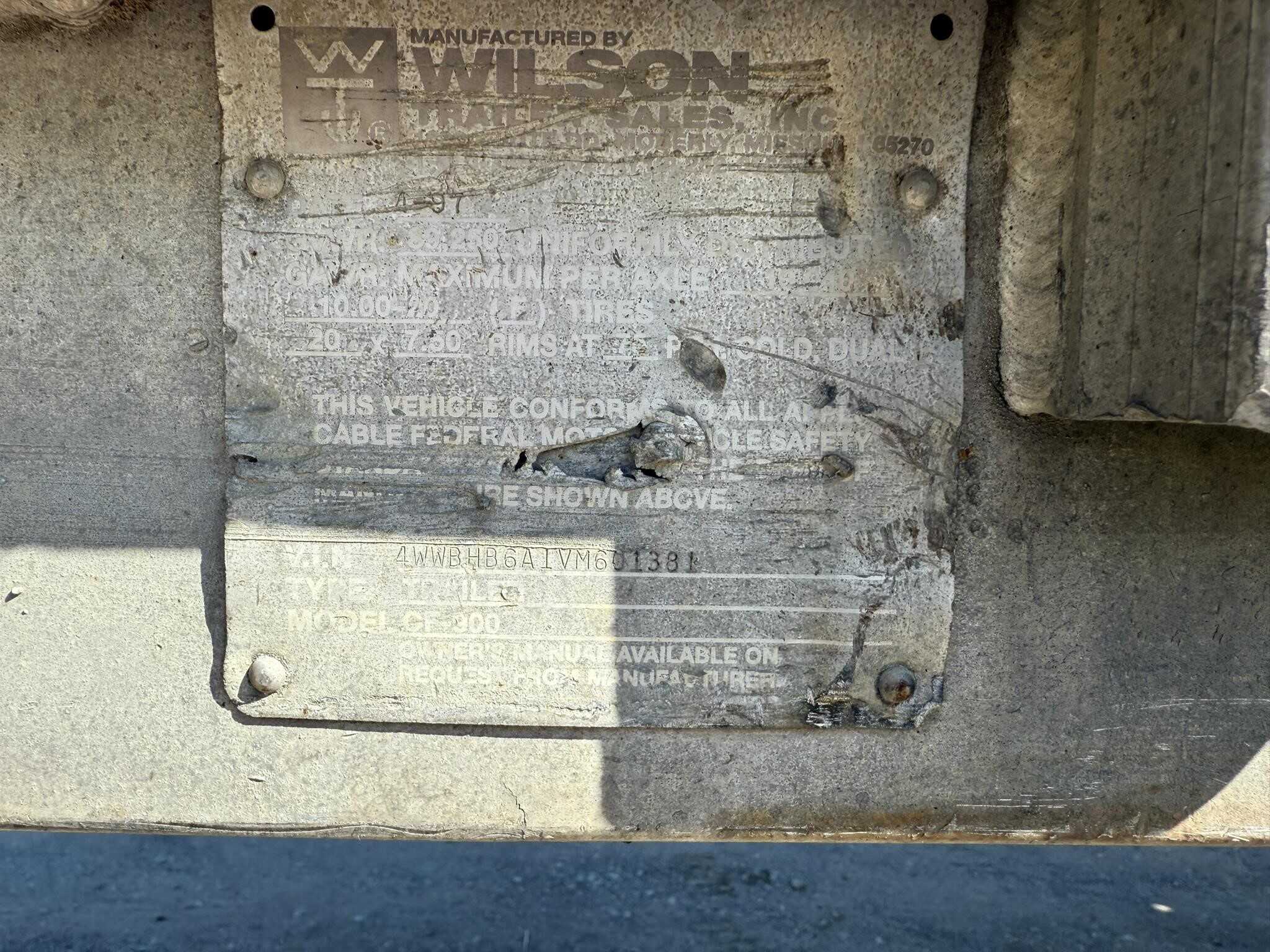 1997 Wilson 48 ft flat bed