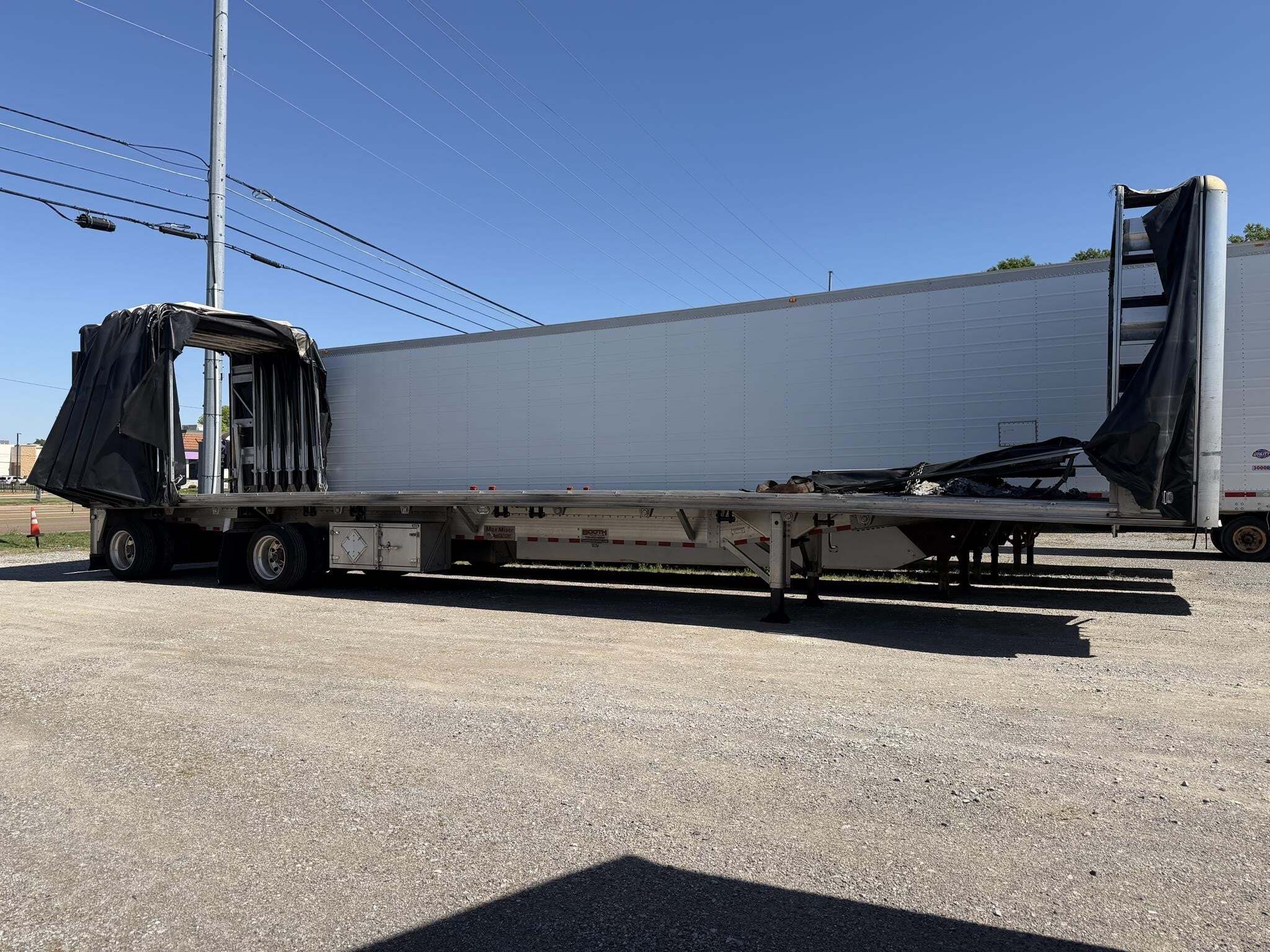 2024 Reitnouer 48 ft flat bed