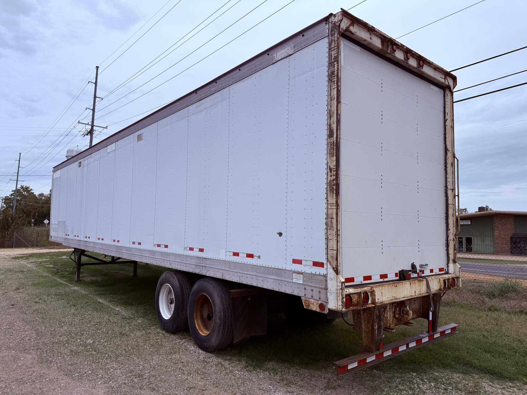 2000 Great Dane 48 ft van