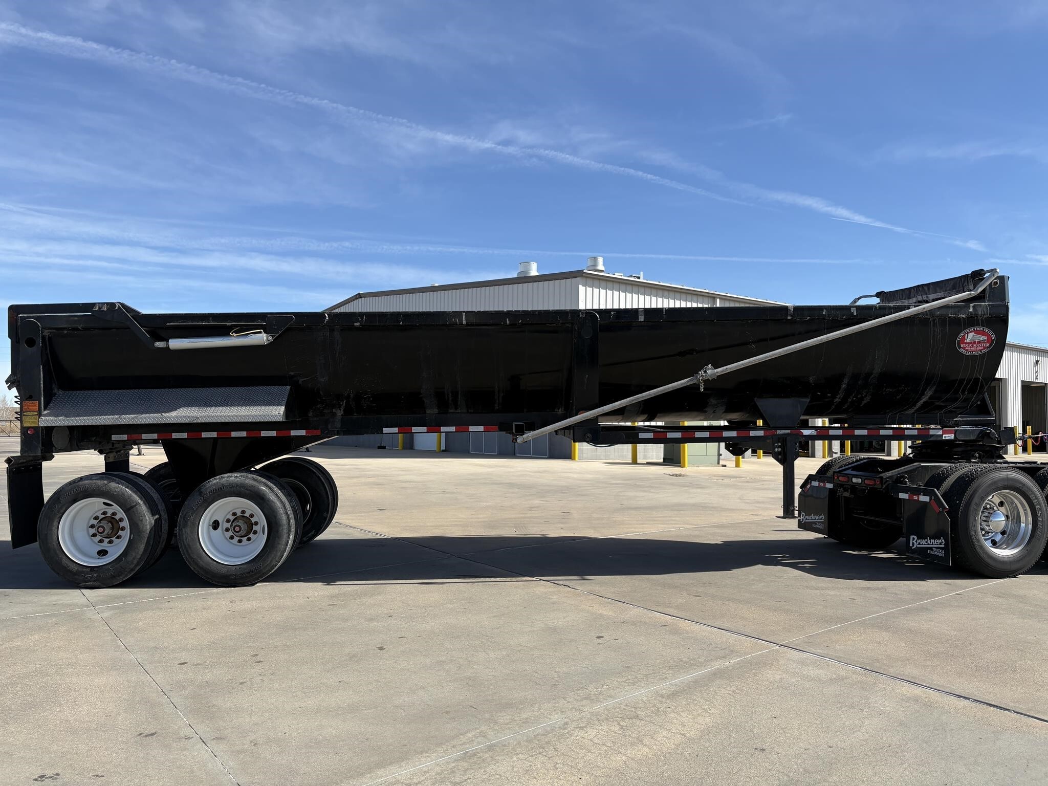 2024 Construction Trailer Specialist hrd32